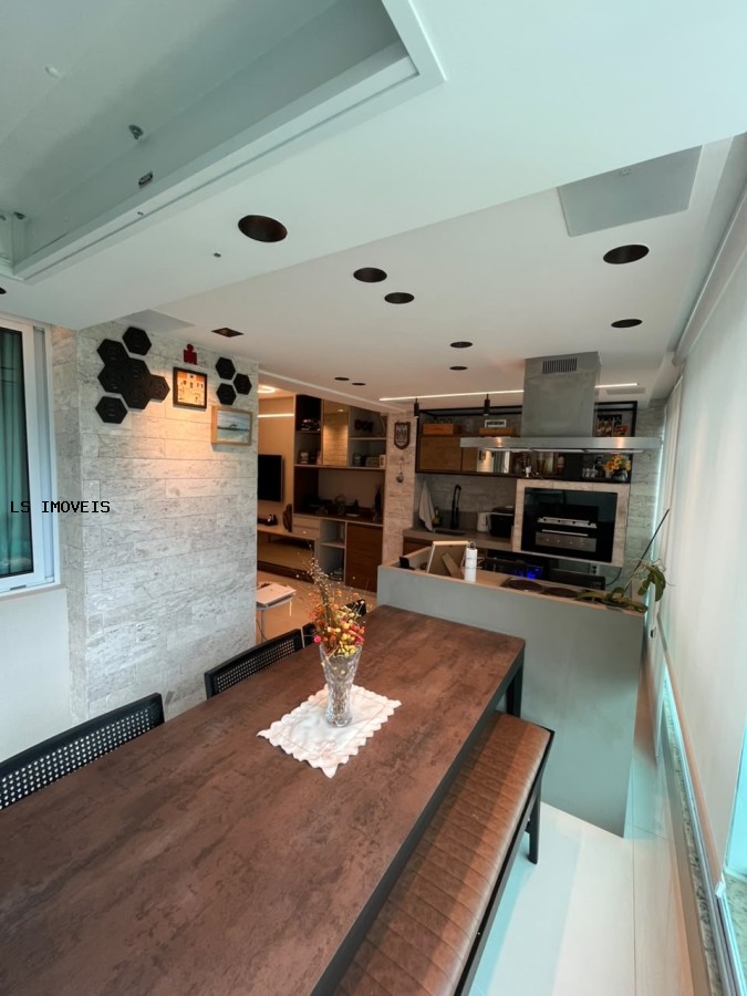 Apartamento, 3 quartos, 100 m² - Foto 1