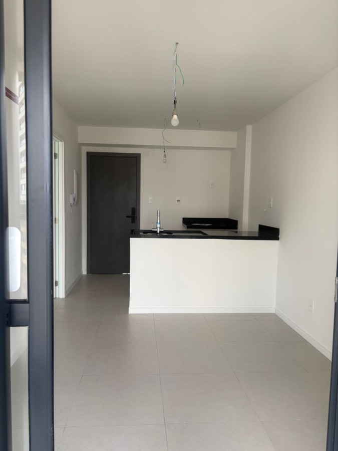 Apartamento à venda com 1 quarto, 1 banheiro, 1 vaga e 40m² no Piatã, Salvador — foto principal