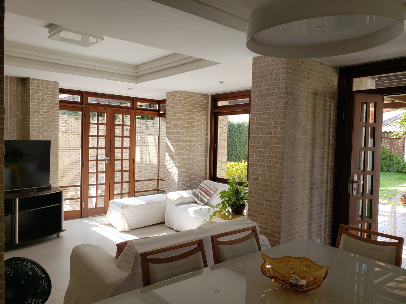 Casa à venda com 5 quartos, 4 suítes, 4 vagas e 600m² no Piatã, Salvador (BA) — foto 4 de 22