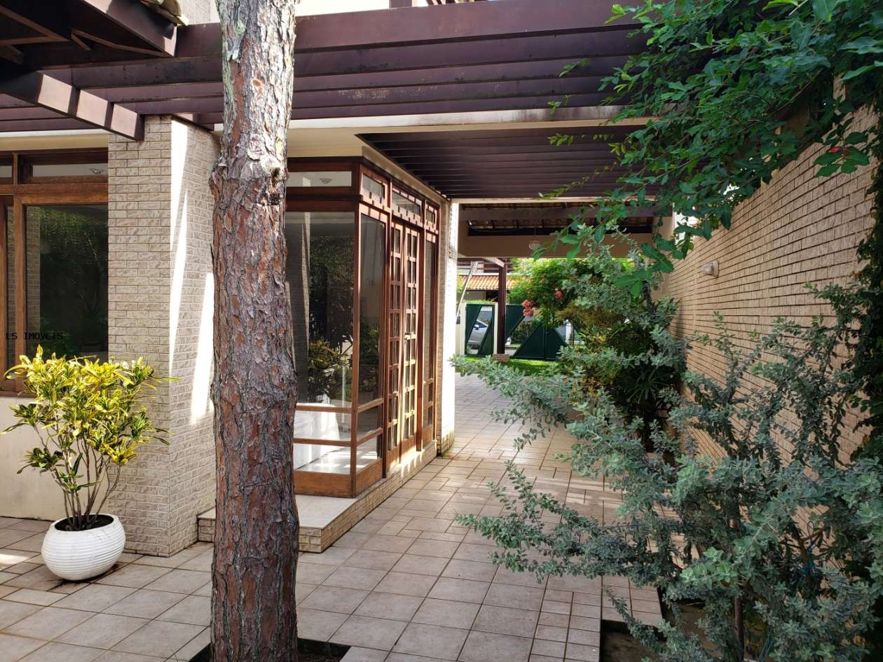 Casa à venda com 5 quartos, 4 suítes, 4 vagas e 600m² no Piatã, Salvador (BA) — foto 11 de 22