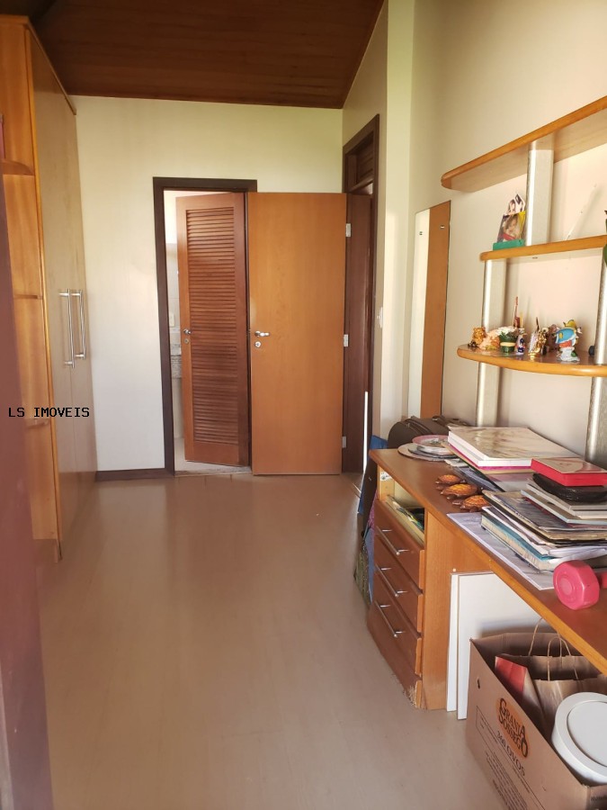 Casa à venda com 5 quartos, 4 suítes, 4 vagas e 600m² no Piatã, Salvador (BA) — foto 18 de 22