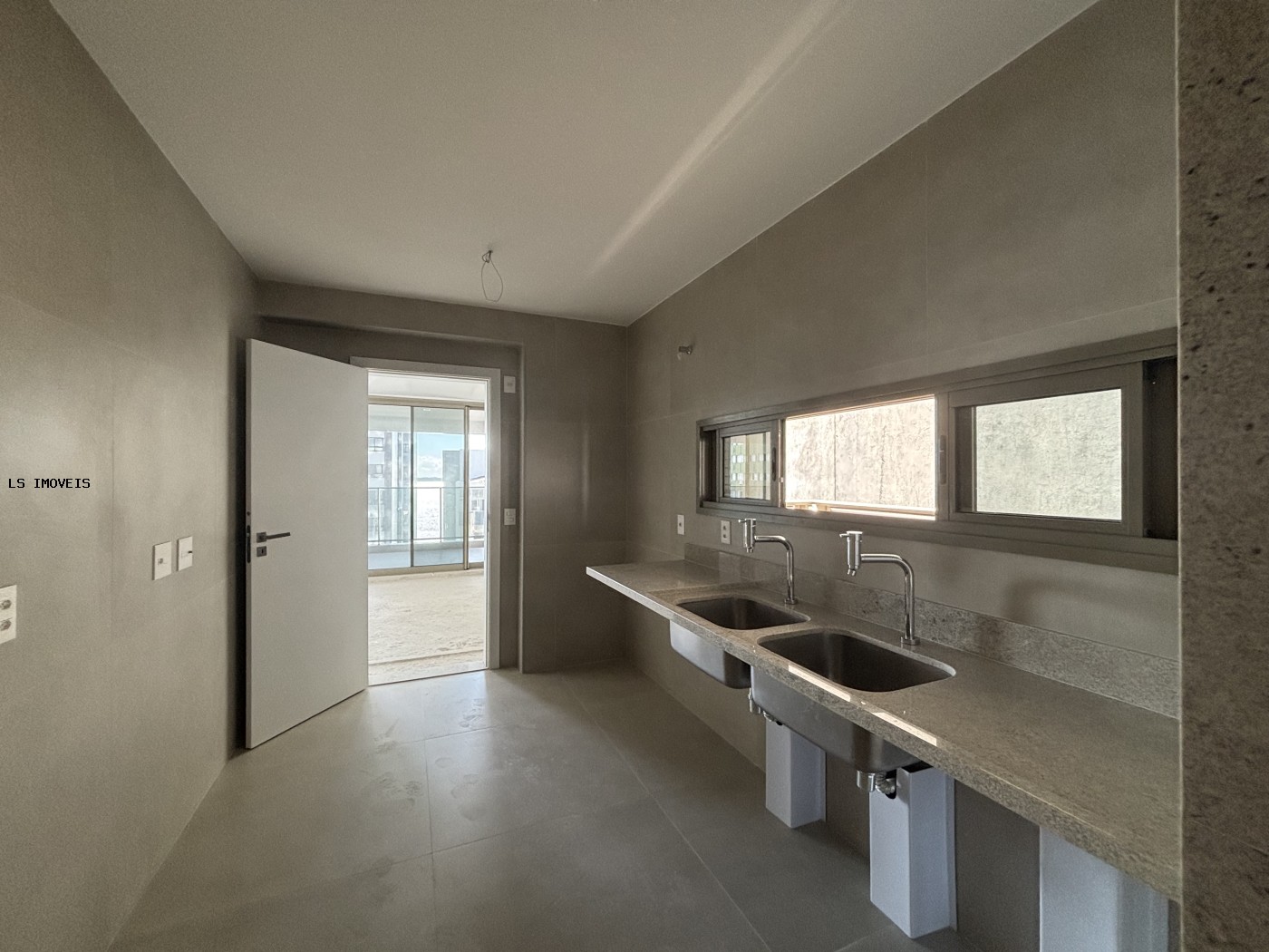 Apartamento à venda com 4 quartos, 4 suítes, 3 vagas e 208m² no Vitória, Salvador (BA) — foto 19 de 27