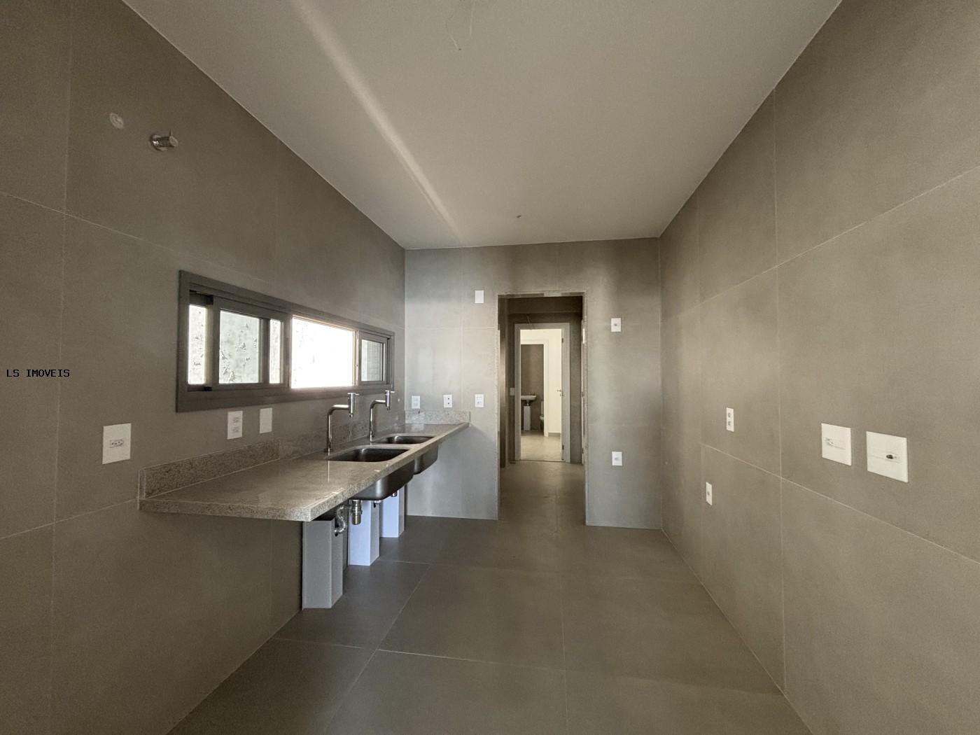 Apartamento à venda com 4 quartos, 4 suítes, 3 vagas e 208m² no Vitória, Salvador (BA) — foto 21 de 27