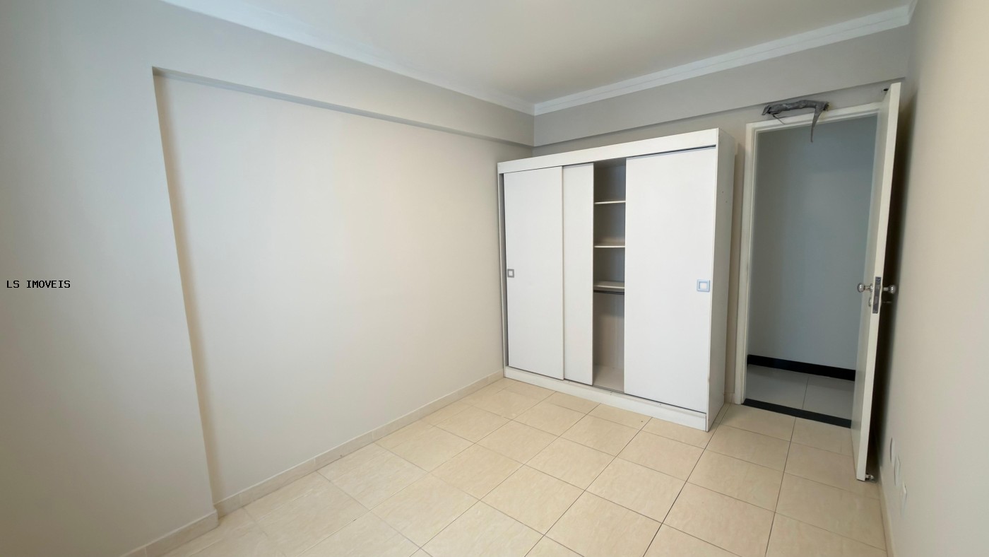 Apartamento à venda com 4 quartos, 2 suítes, 2 vagas e 113m² no Pituba, Salvador (BA) — foto 10 de 24