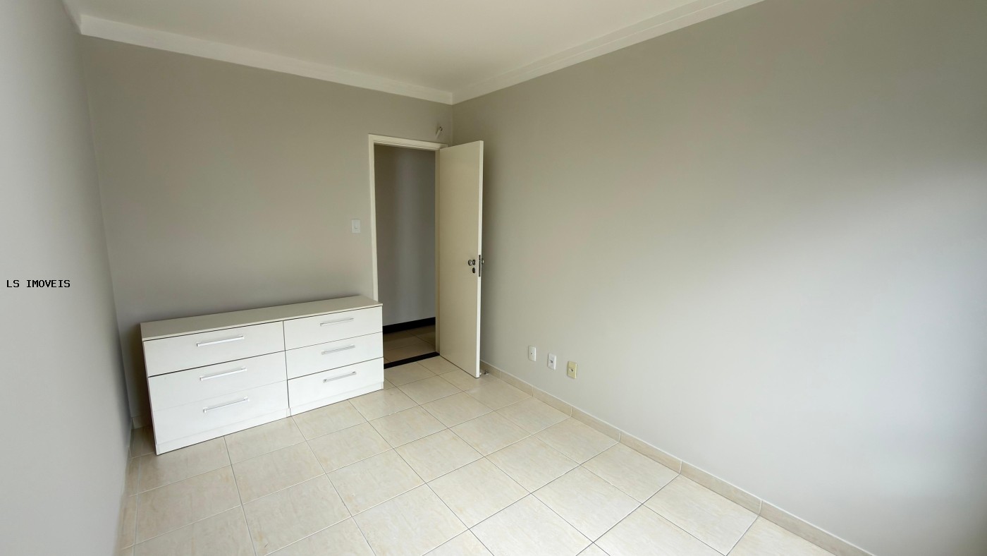 Apartamento à venda com 4 quartos, 2 suítes, 2 vagas e 113m² no Pituba, Salvador (BA) — foto 13 de 24