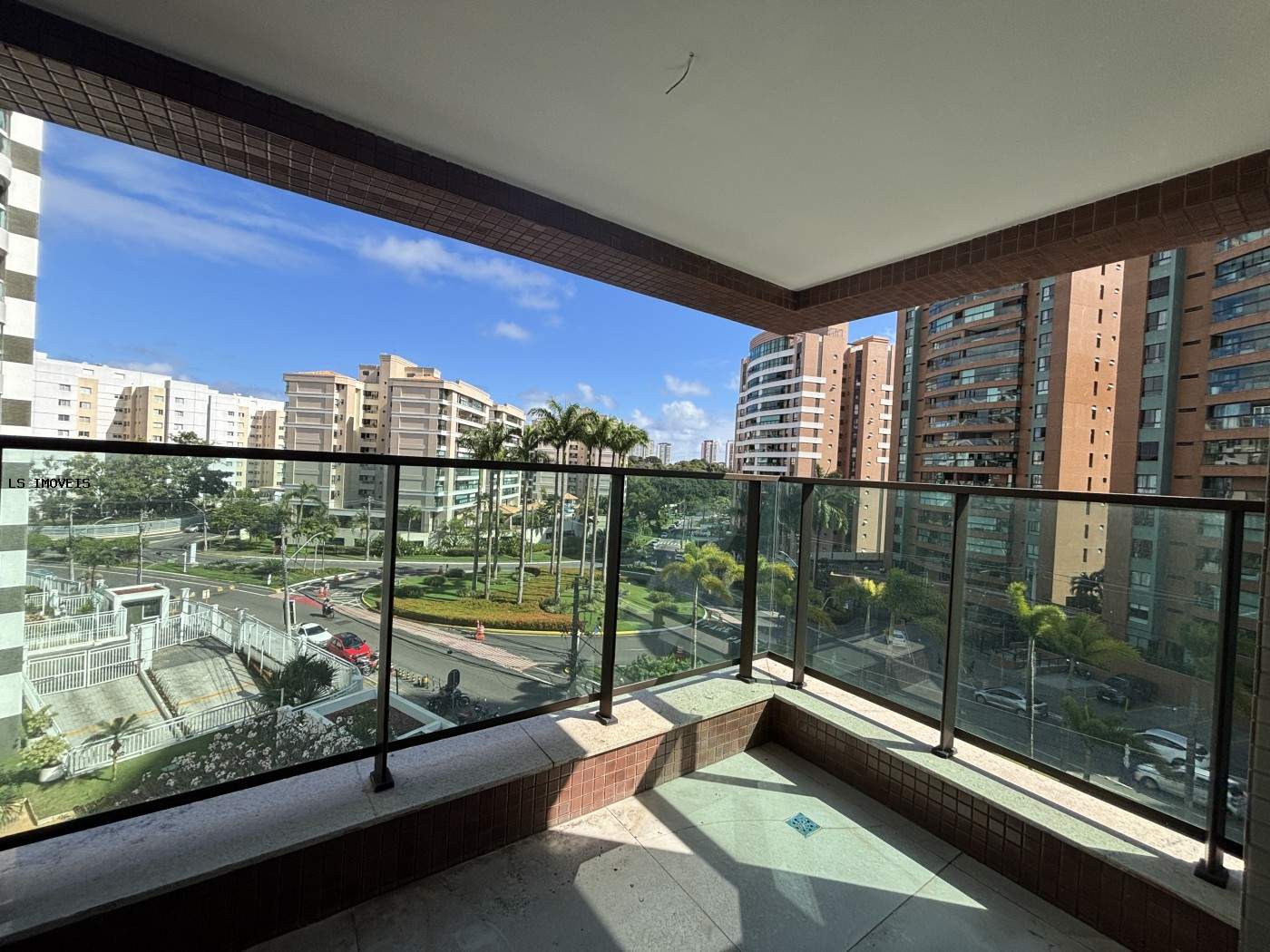 Apartamento à venda com 3 quartos, 3 suítes, 4 vagas e 203m² no Alphaville I, Salvador (BA) — foto 8 de 26