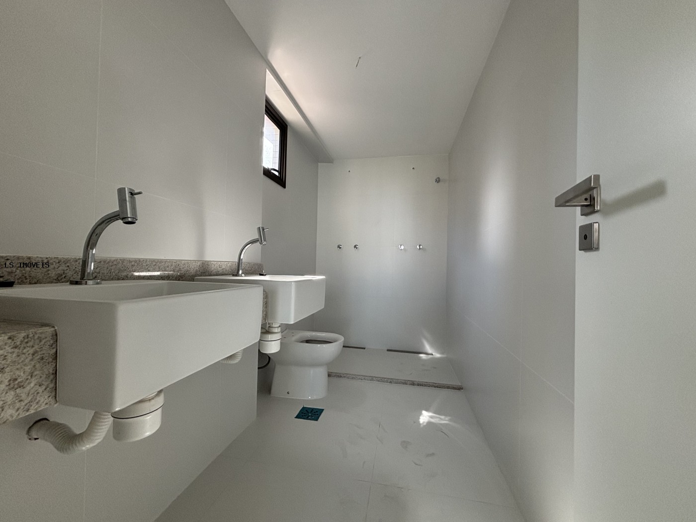 Apartamento à venda com 3 quartos, 3 suítes, 4 vagas e 203m² no Alphaville I, Salvador (BA) — foto 9 de 26