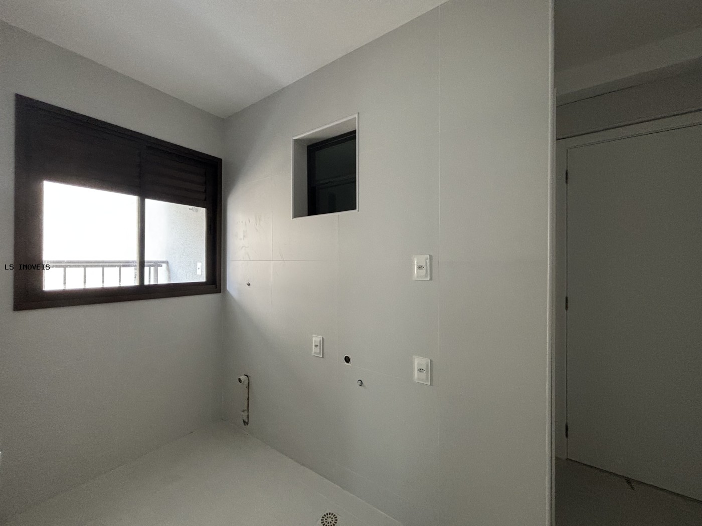 Apartamento à venda com 3 quartos, 3 suítes, 4 vagas e 203m² no Alphaville I, Salvador (BA) — foto 15 de 26