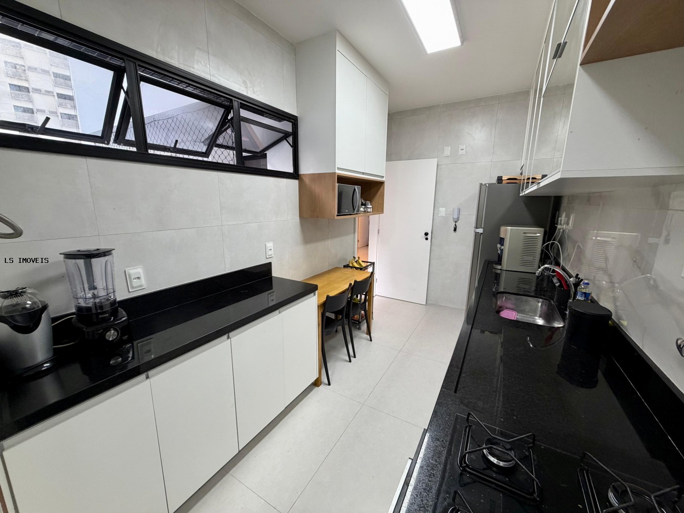 Apartamento à venda com 4 quartos, 3 suítes, 3 vagas e 138m² no Pituba, Salvador (BA) — foto 5 de 30